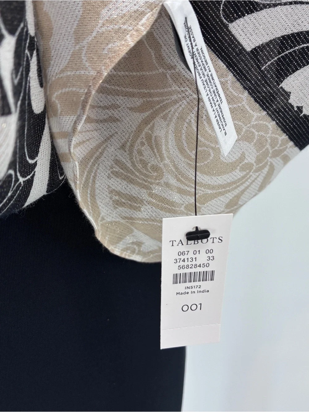 Talbots Women’s Black Beige White Floral Woven Fringe Long Rectangle Scarf NWT